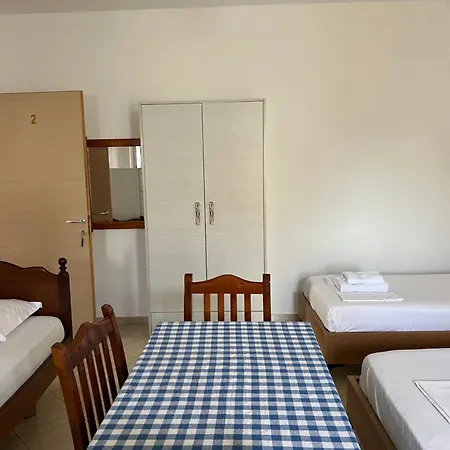 Apartment Mance *